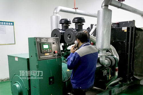 購買柴油發(fā)電機組要不要配套ATS自動轉(zhuǎn)換開關(guān)柜？