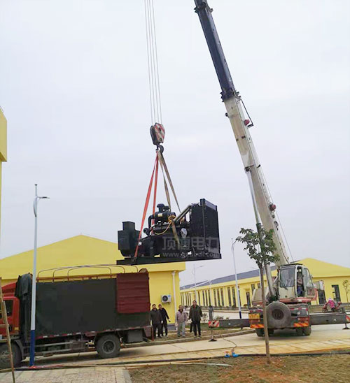 100kw柴油發(fā)電機(jī)可以一起混用兩種防凍液嗎？