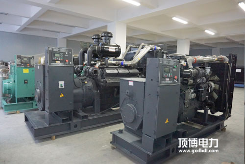 發(fā)電機組換不同品牌的機油要清洗發(fā)動機嗎？