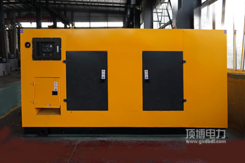 靜音性能好，是學校選擇頂博低噪音柴油發(fā)電機組原因
